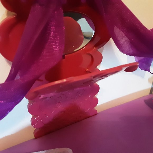 2010 Barbie bedroom set - Picture 5 of 7